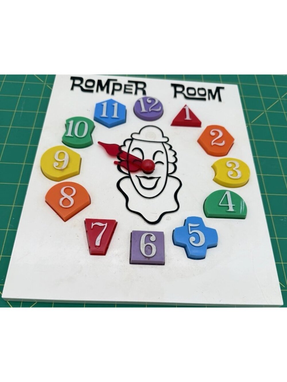 Vintage  ROMPER ROOM Clown Puzzle Clock Complete Learn to Tell Time Toy